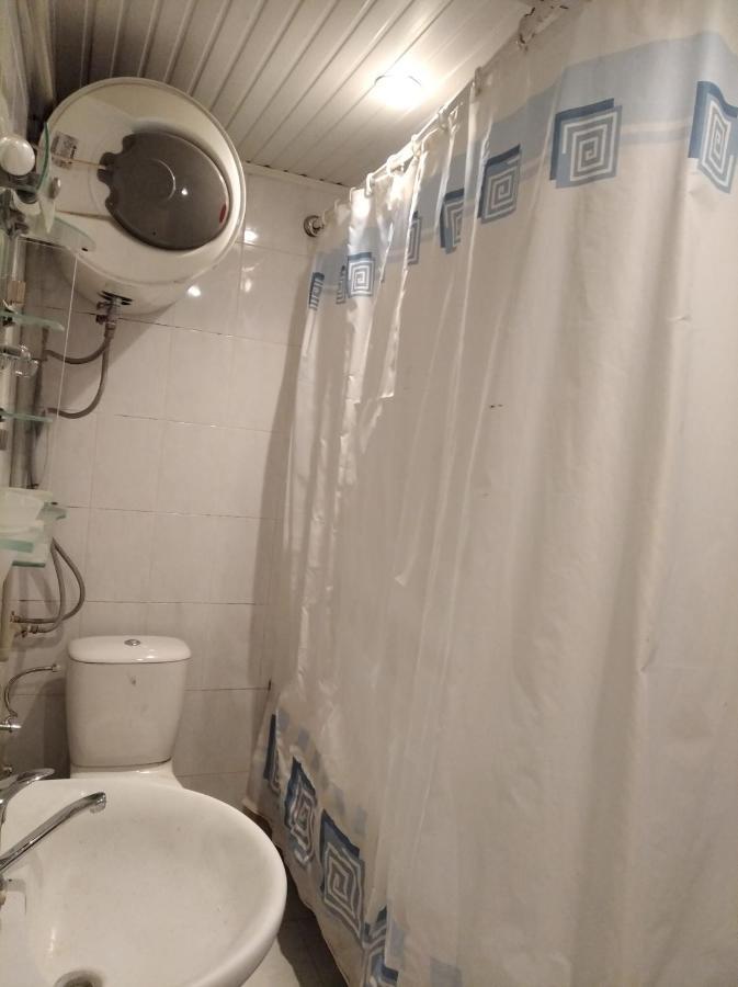 3 Room Apartment In Small Center Of Yerevan Bagian luar foto